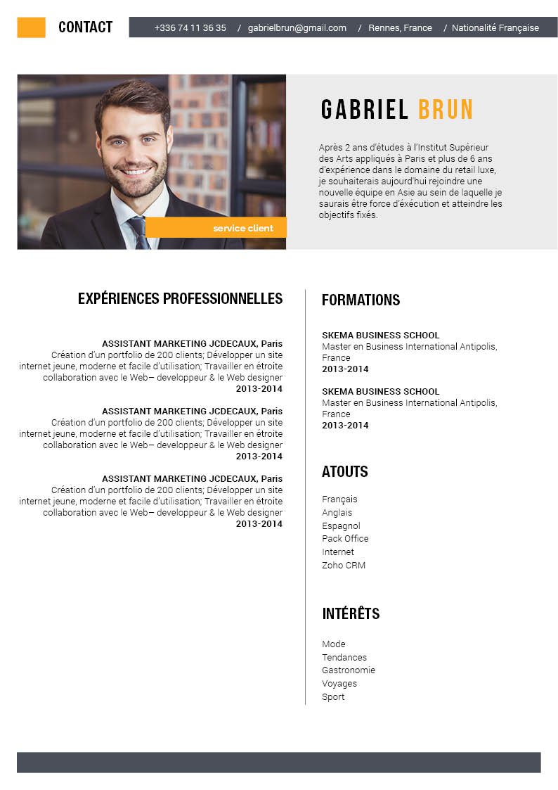 Mycvfactory-cv design-389.jpg L'en-tête et le pied de page présentent une barre grise. Grande zone sous l'en-tête pour placer une photo. Séparation en deux colonnes avec une ligne grise au milieu.