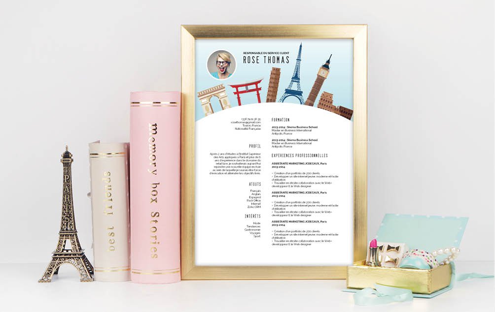 Mycvfactory-cv design-417 Ce CV se destine très clairement aux métiers qui font voyager : traducteur ou agent touristique