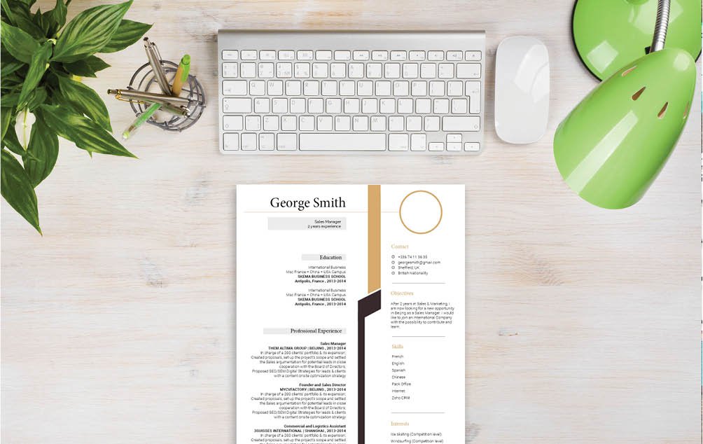 Bring out your creative side with the use of this moderncv format's functional, yet simple resume format