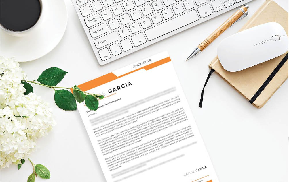 The colors and font styles form a perfect mix in this simple resume template